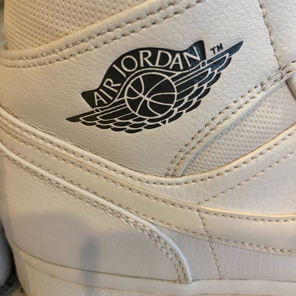 Vintage Nike Air Jordan 1 Retro Mid White Cool Grey - Picture 6 of 15